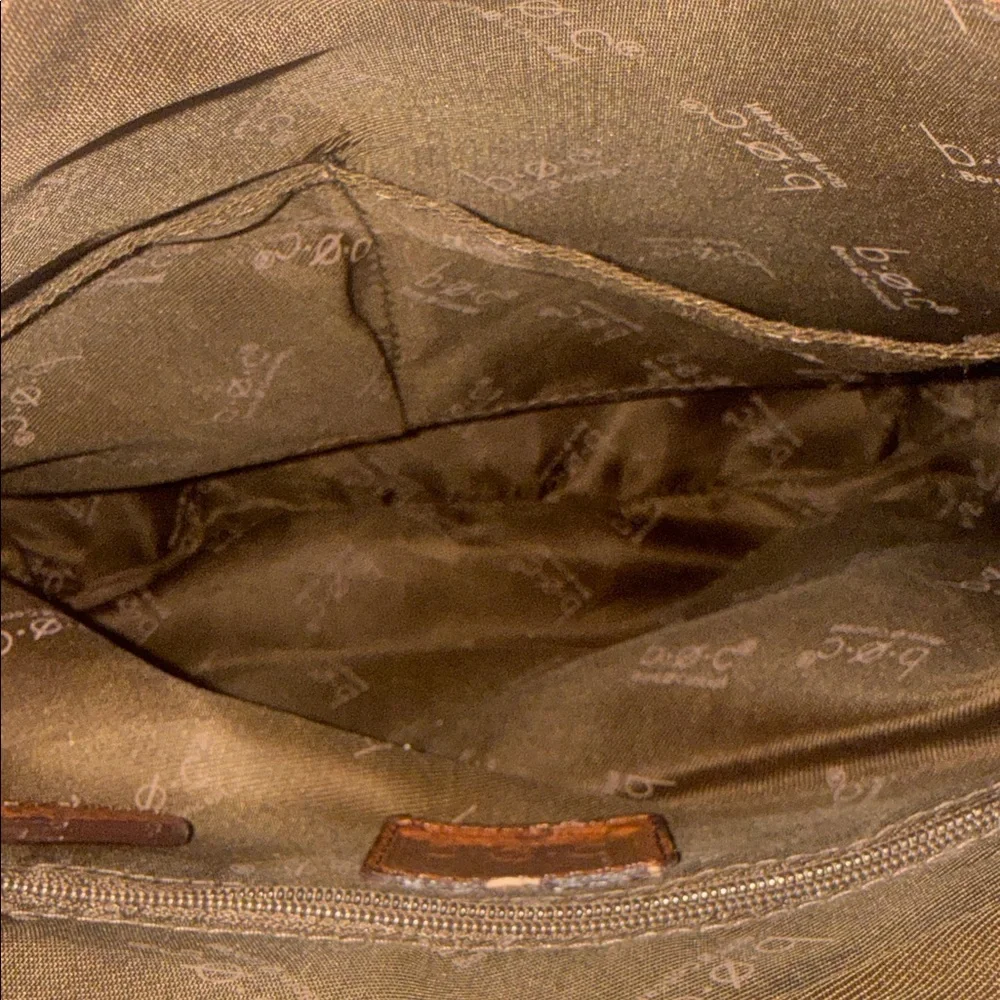 b.ø.c Born Concept Taupe Leather Crossbody Bag‎ Purse